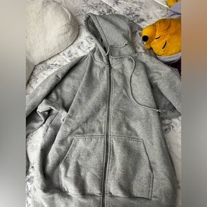 BRANDY MELVILLE OVERSIZED HOODIE